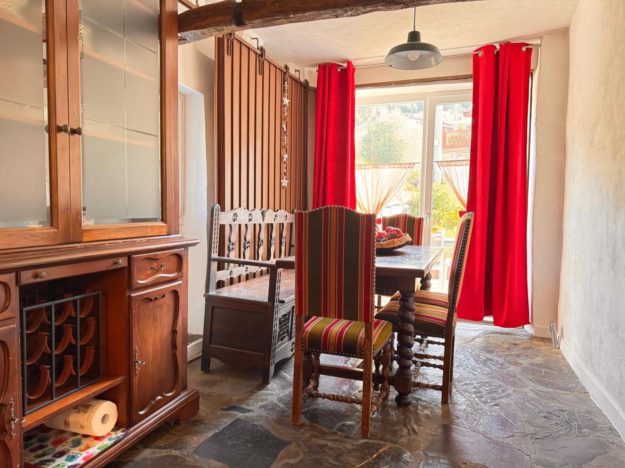 Casa Bisou Italia Wifi Et Parking Free Privato Villa Diano San Pietro Dış mekan fotoğraf