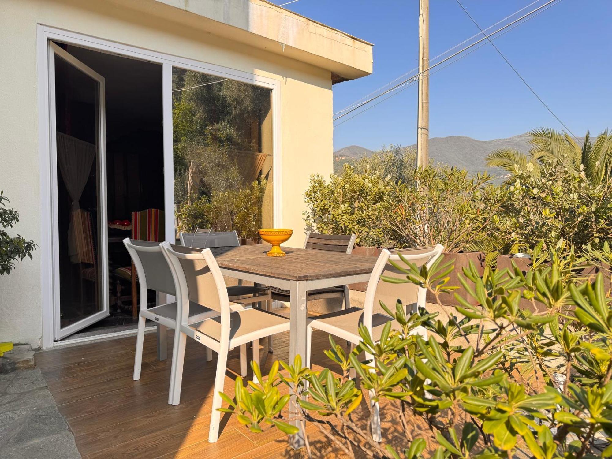 Casa Bisou Italia Wifi Et Parking Free Privato Villa Diano San Pietro Dış mekan fotoğraf