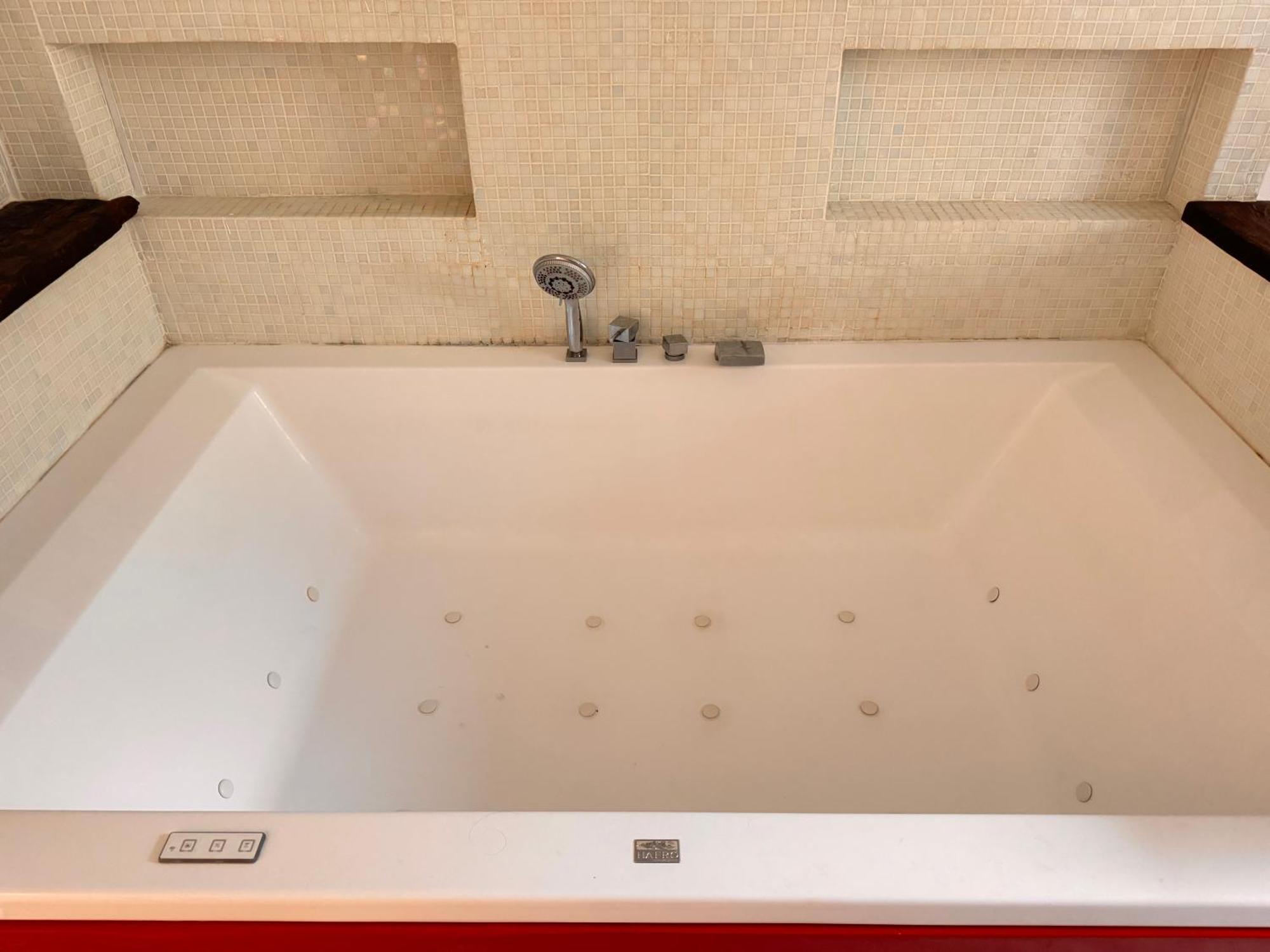 Casa Bisou Italia Wifi Et Parking Free Privato Villa Diano San Pietro Dış mekan fotoğraf
