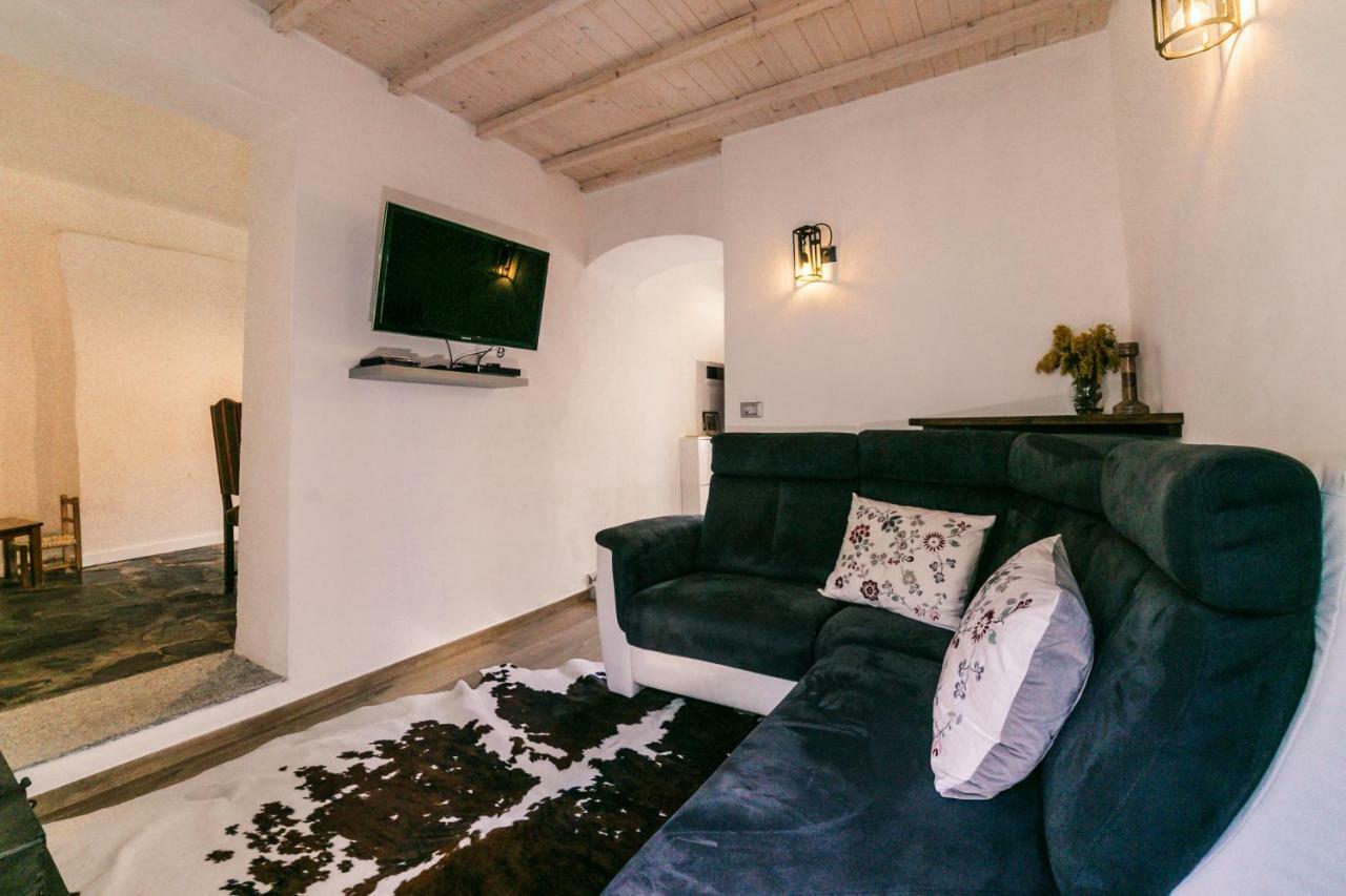 Casa Bisou Italia Wifi Et Parking Free Privato Villa Diano San Pietro Dış mekan fotoğraf